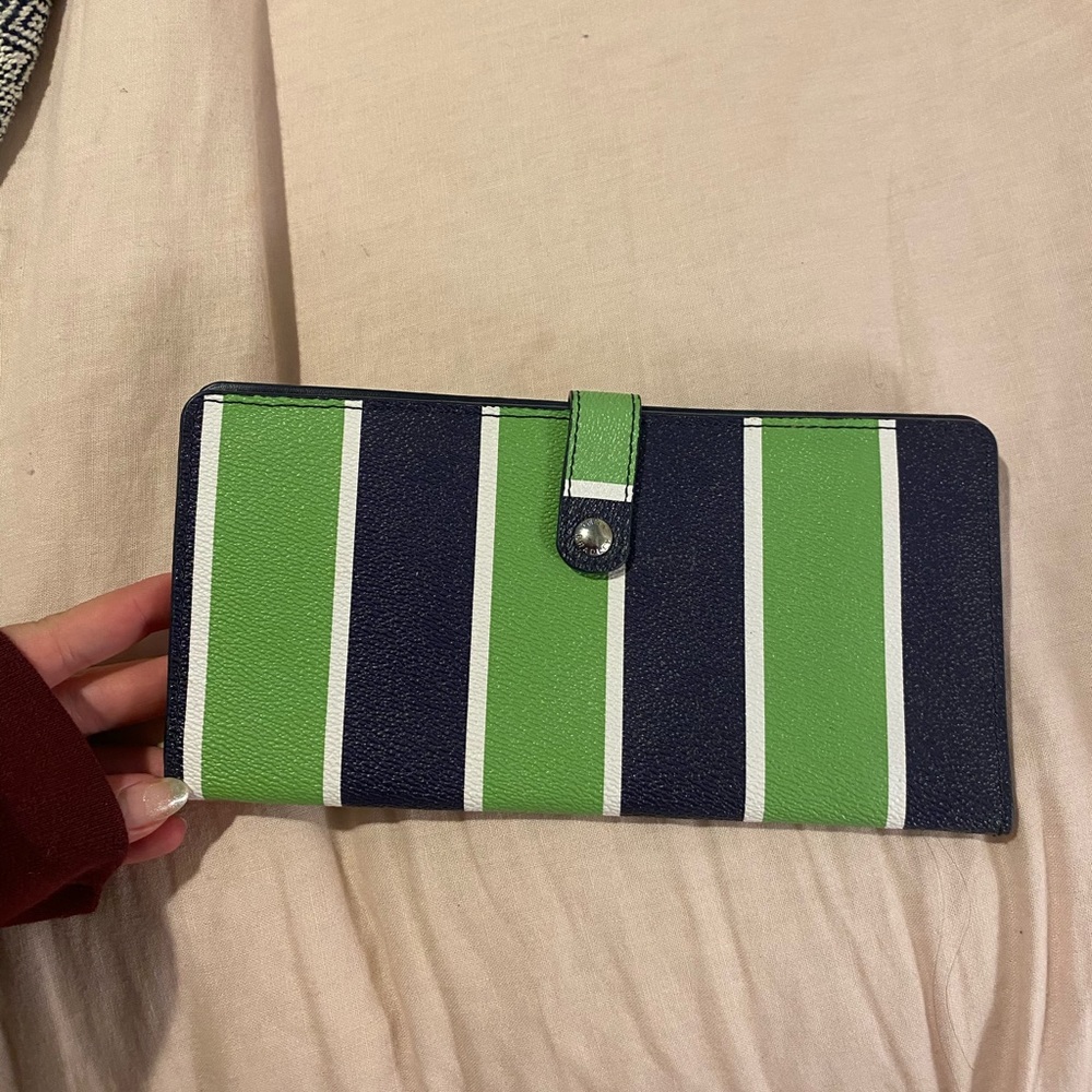 NWOT Vera Bradley Wallet